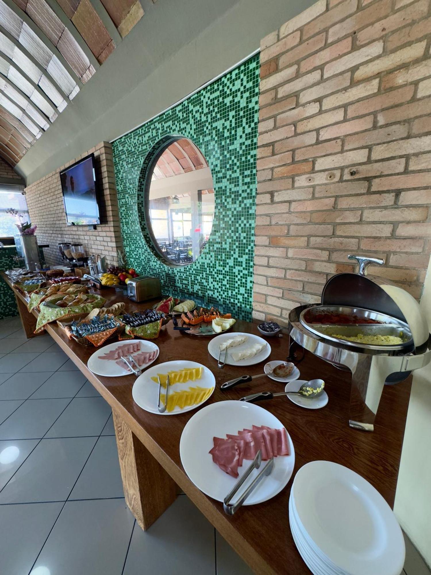 Arcadas Hotel Cacapava Esterno foto